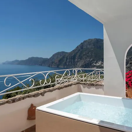 Hotel Piccolo Sant'Andrea Praiano Exterior photo