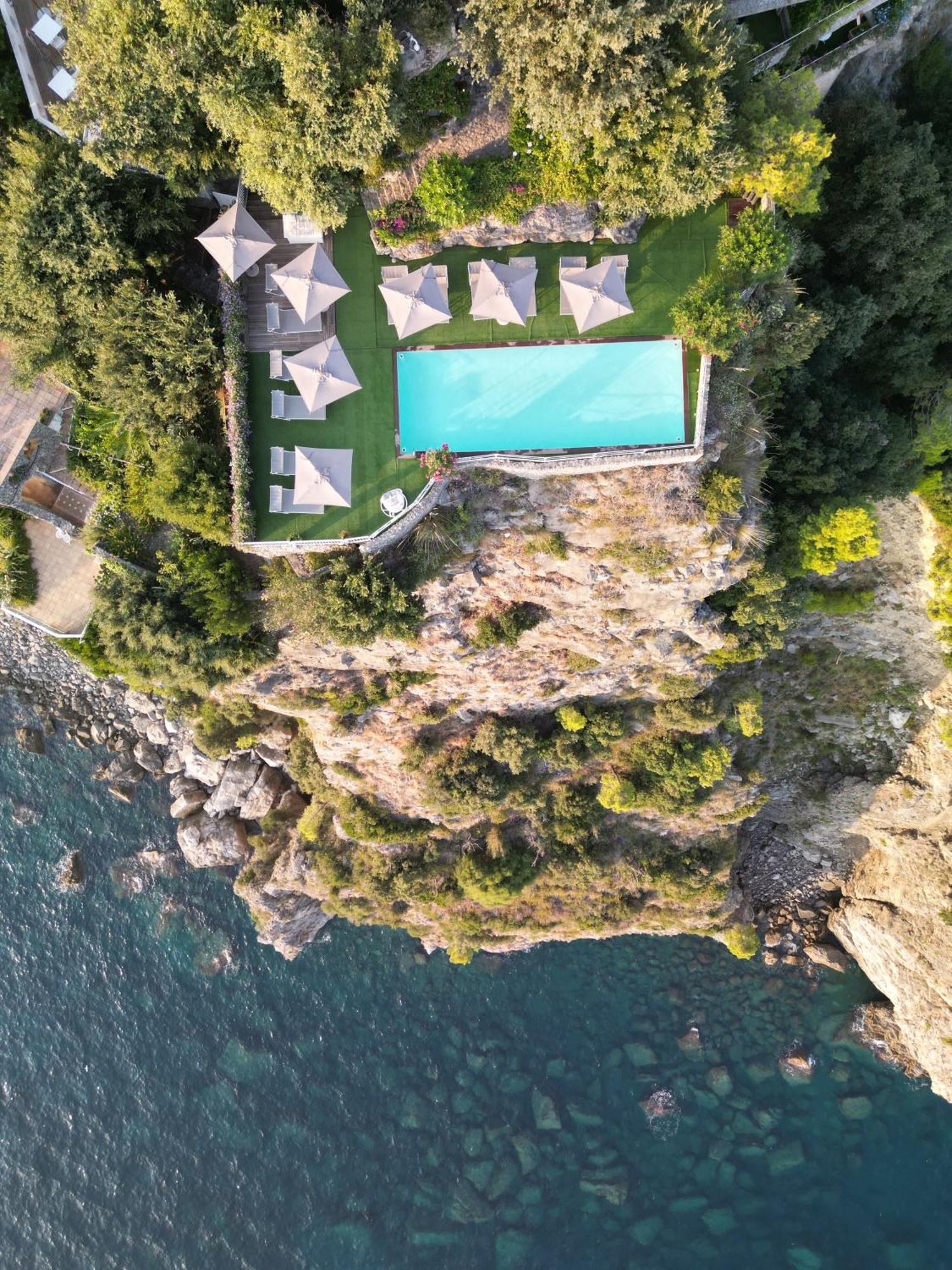 Hotel Piccolo Sant'andrea 5*